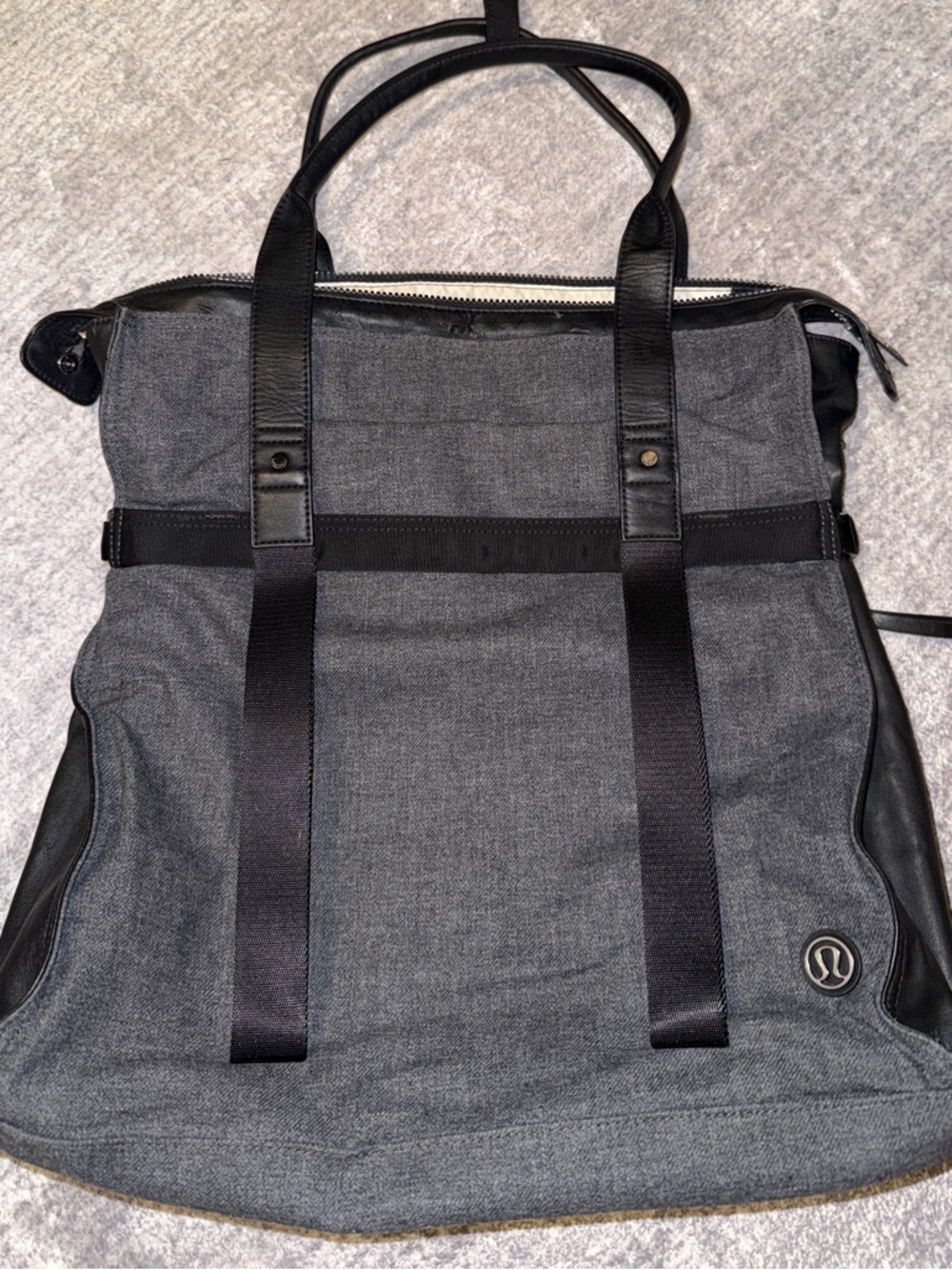 Lululemon Follow Your Bliss Bag - Picture 5 of 13